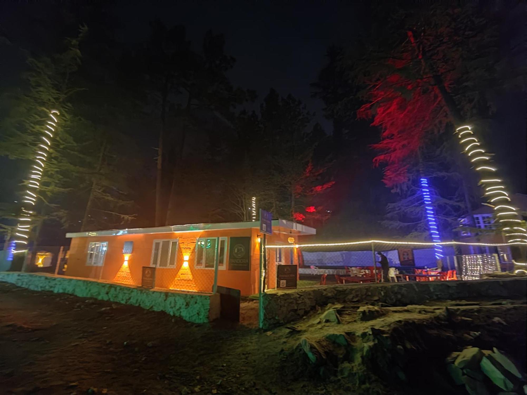 Pandora Riverside Cafe & Stay Касол Екстериор снимка