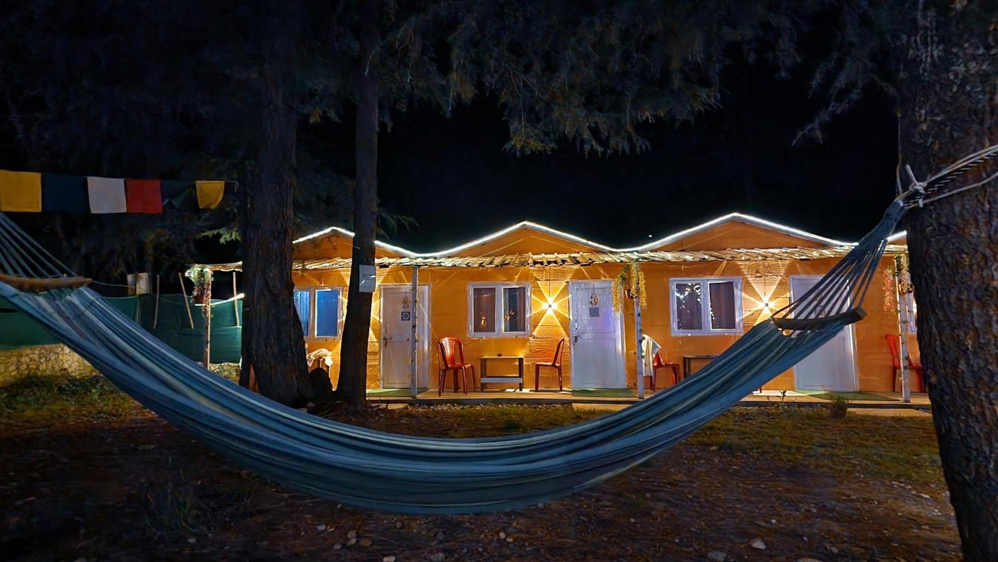 Pandora Riverside Cafe & Stay Касол Екстериор снимка